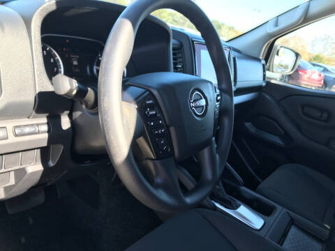 2022 Nissan Frontier S