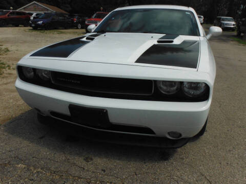 2013 Dodge Challenger SXT Plus