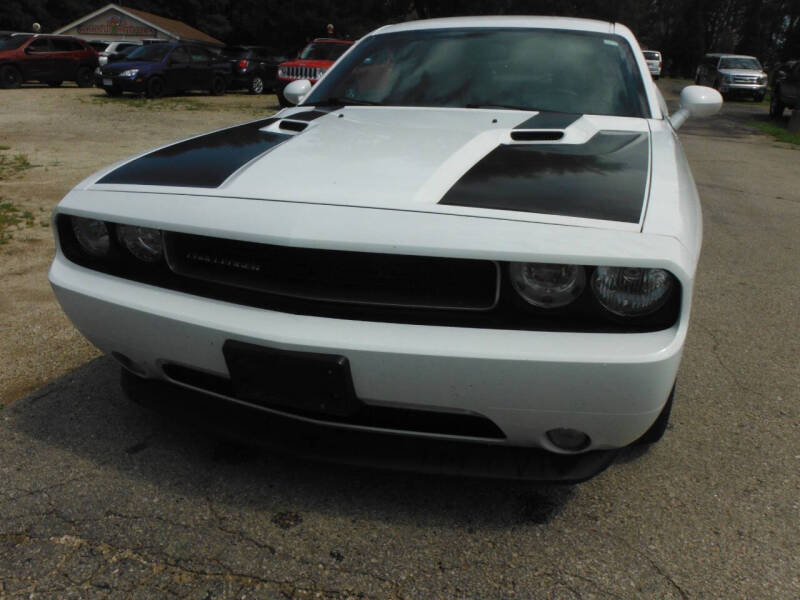 2013 Dodge Challenger SXT Plus