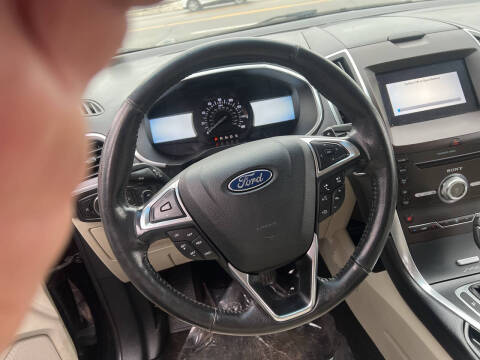 2017 Ford Edge Titanium