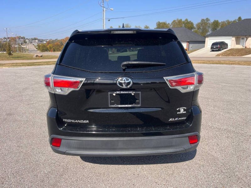 2016 Toyota Highlander XLE photo 5