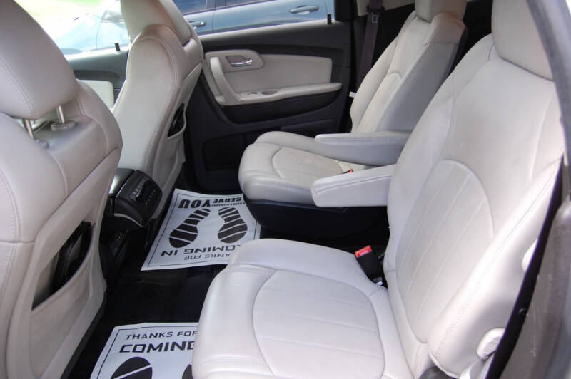 2011 Chevrolet Traverse LTZ