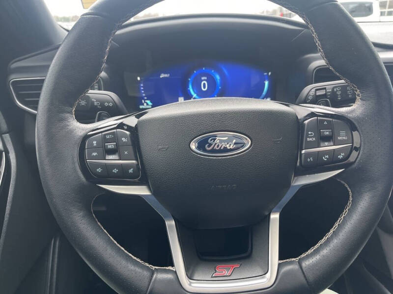 2023 Ford Explorer ST