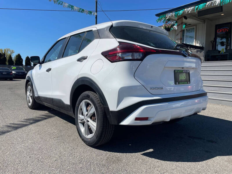 2021 Nissan Kicks S