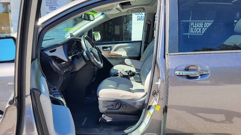 2017 Toyota Sienna