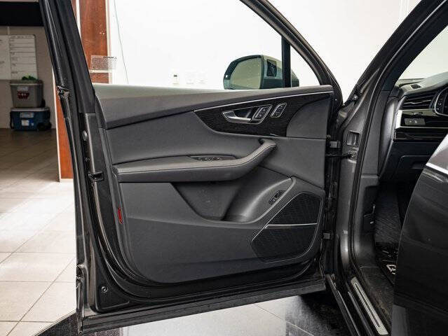 2025 Audi Q7 quattro Premium Plus 45 TFSI