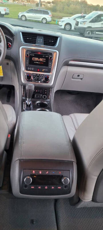 2016 GMC Acadia SLT-1