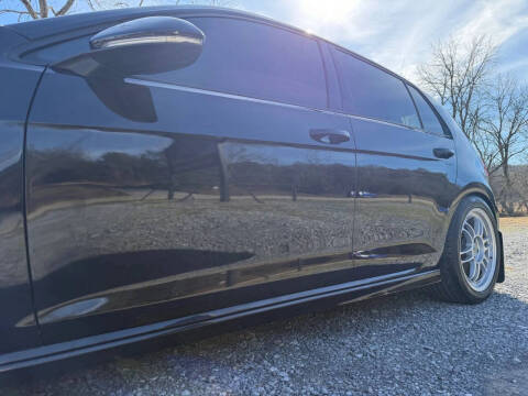 2017 Volkswagen Golf R 4Motion