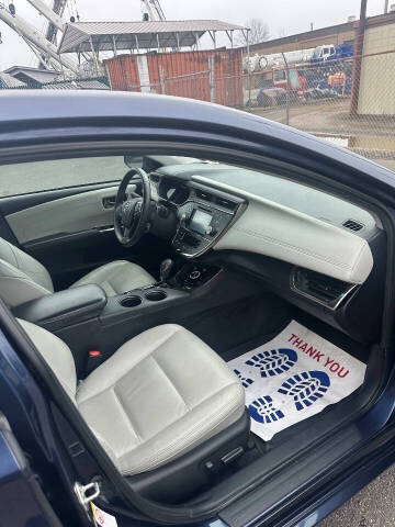 2018 Toyota Avalon Hybrid XLE Premium