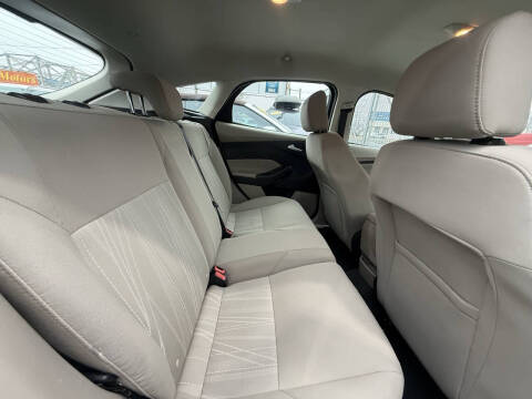 2015 Ford Focus SE
