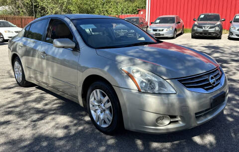 2010 Nissan Altima for sale at USA AUTO CENTER in Austin TX