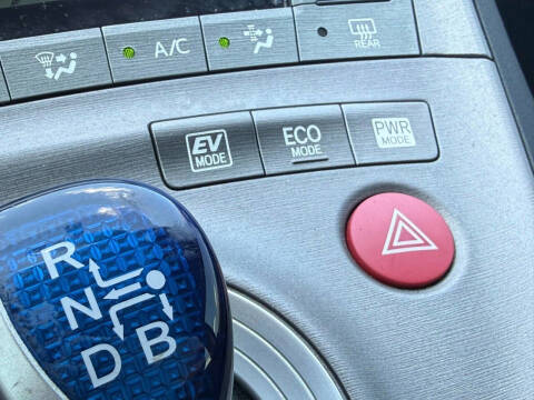 2015 Toyota Prius Three