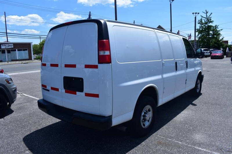 2018 Chevrolet Express 2500