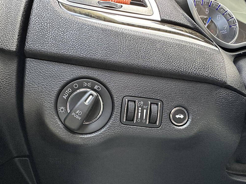 2016 Chrysler 300 C