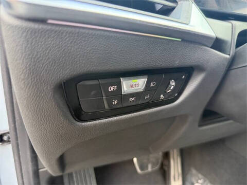 2024 BMW 3 Series 330i