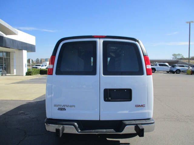 2024 GMC Savana 2500
