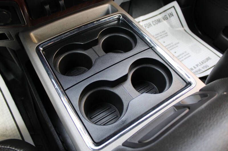 2016 Ford F-350 Super Duty Lariat