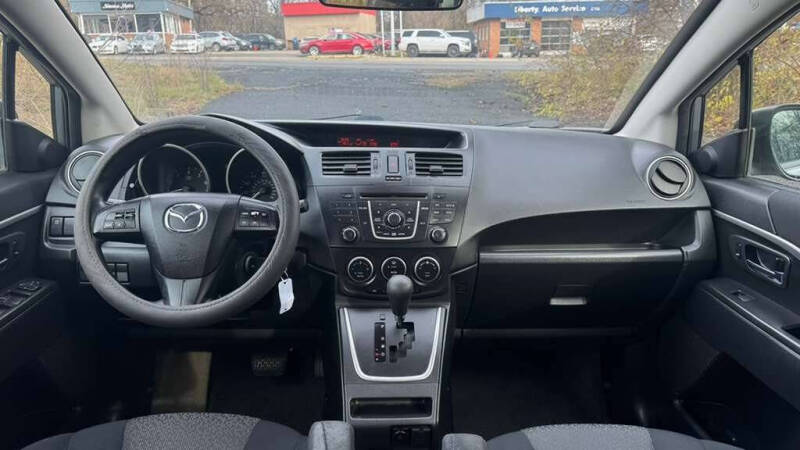 2012 Mazda MAZDA5 Sport