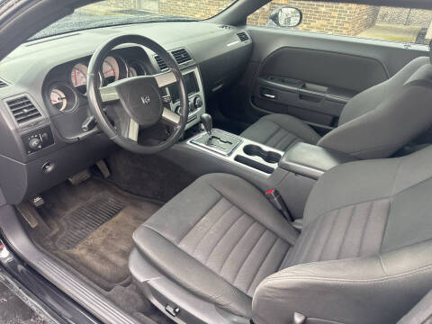 2009 Dodge Challenger SE