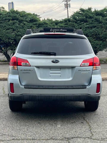 2013 Subaru Outback 2.5i Limited