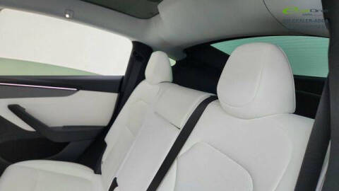 2026 Tesla Model Y Premium