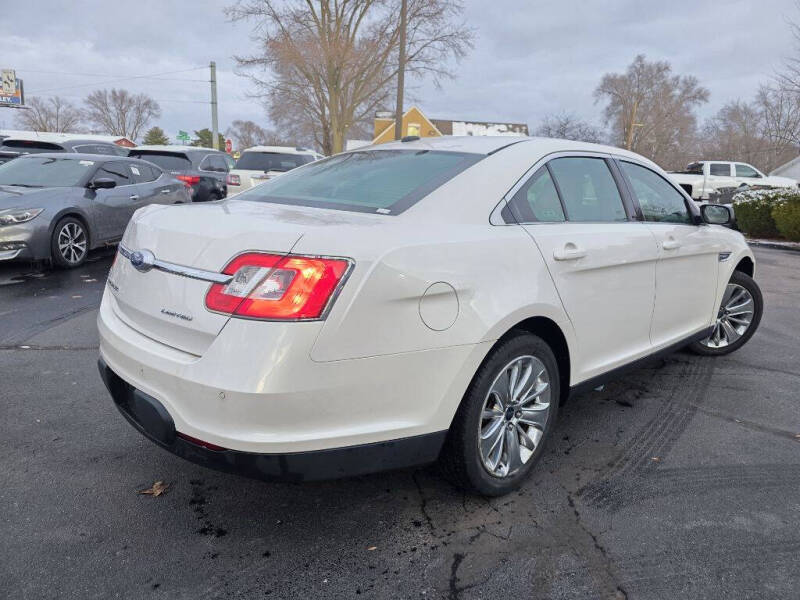 2011 Ford Taurus Limited