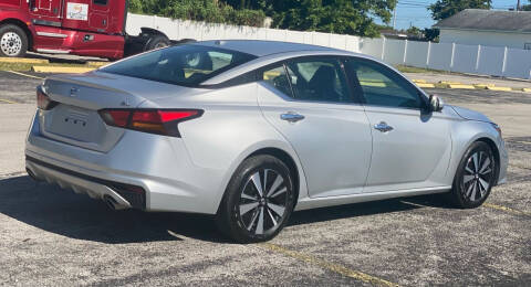 2020 Nissan Altima for sale at Guru Auto Sales in Miramar FL
