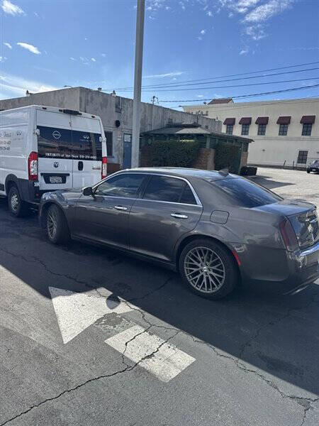 2017 Chrysler 300 C