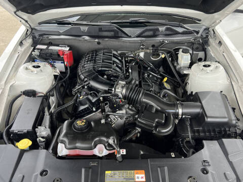 2013 Ford Mustang V6 Premium