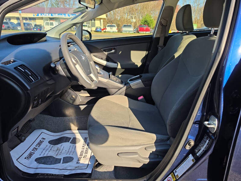 2012 Toyota Prius Two