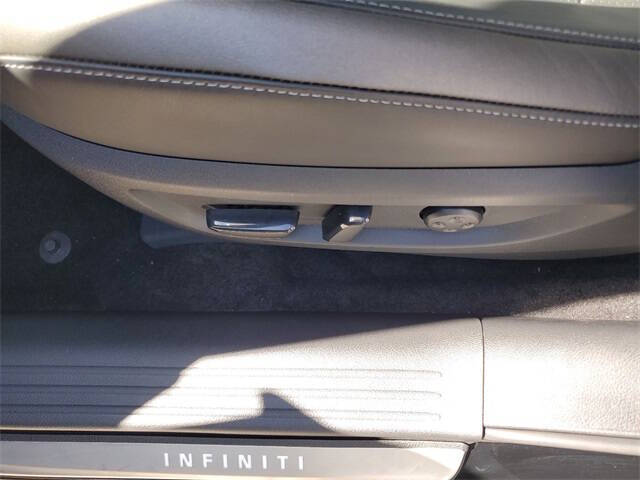 2025 Infiniti QX50 Luxe