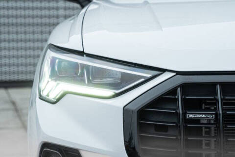 2022 Audi Q3 quattro S line Prem Plus 45 TFSI