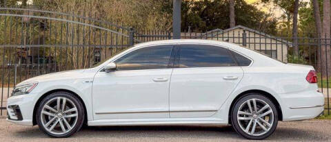 2017 Volkswagen Passat 1.8T R-Line