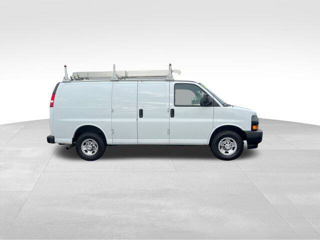 2021 Chevrolet Express 2500