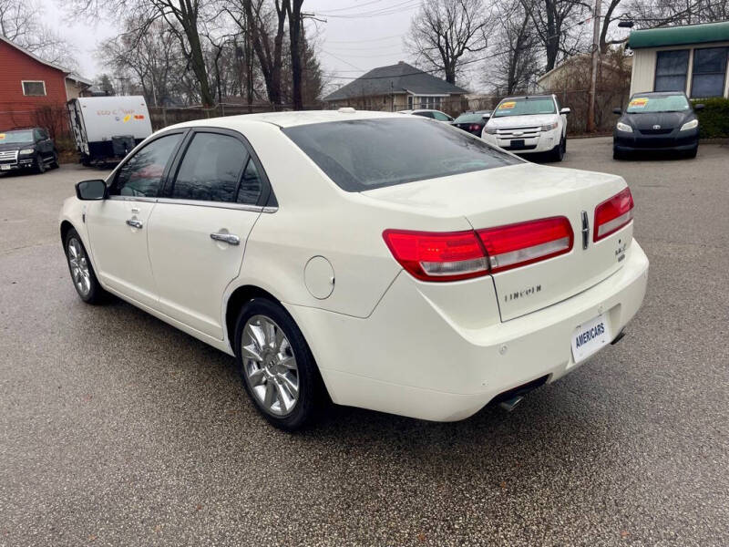 2012 Lincoln MKZ Base photo 8