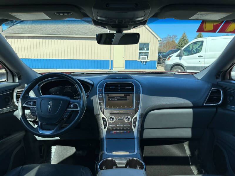 2019 Lincoln Nautilus Reserve