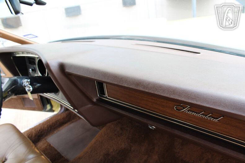 1972 Ford Thunderbird
