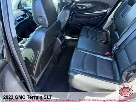 2023 GMC Terrain SLT