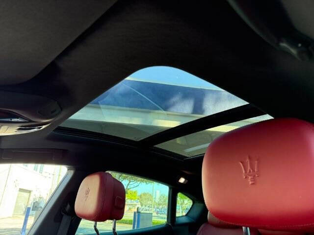 2017 Maserati Levante S