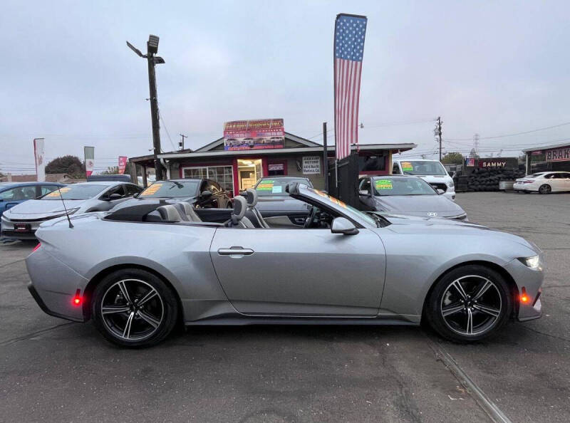 2024 Ford Mustang EcoBoost Premium