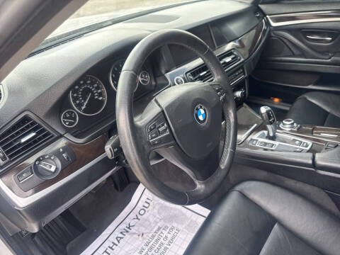 2013 BMW 5 Series 528i