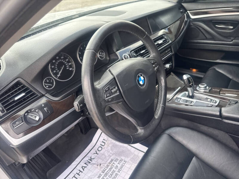 2013 BMW 5 Series 528i
