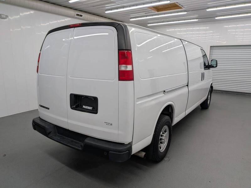 2020 Chevrolet Express 3500