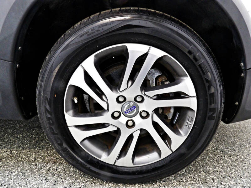 2015 Volvo XC70 T5 Drive-E Premier Plus