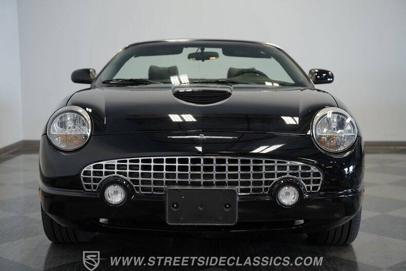 2003 Ford Thunderbird