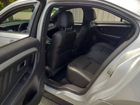 2014 Ford Taurus SEL