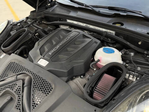 2018 Porsche Macan GTS