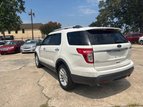 2011 Ford Explorer XLT