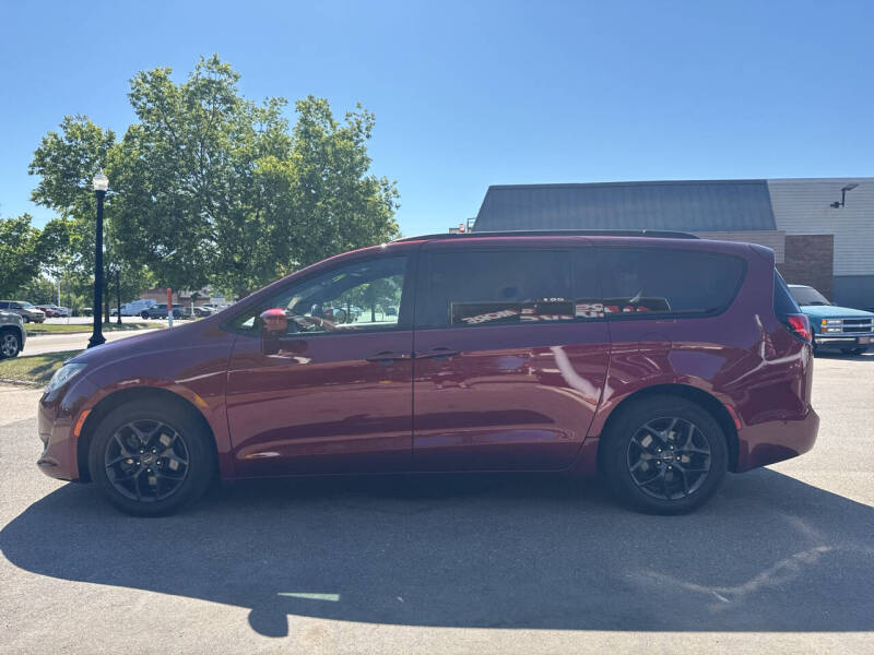 2019 Chrysler Pacifica Touring L Plus