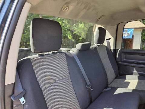 2012 RAM 2500 ST